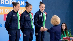 podium wag aa sfe09920 copia simone ferraro ph